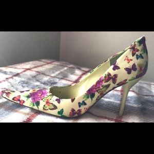 Floral heels